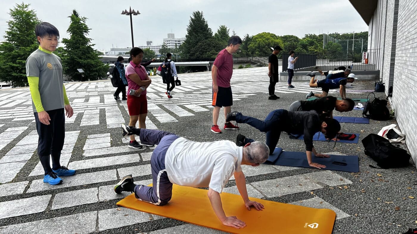 スキーオフトレワークショップ、片脚支持バランスの向上、スキー操作の安定性、股関節の機能性