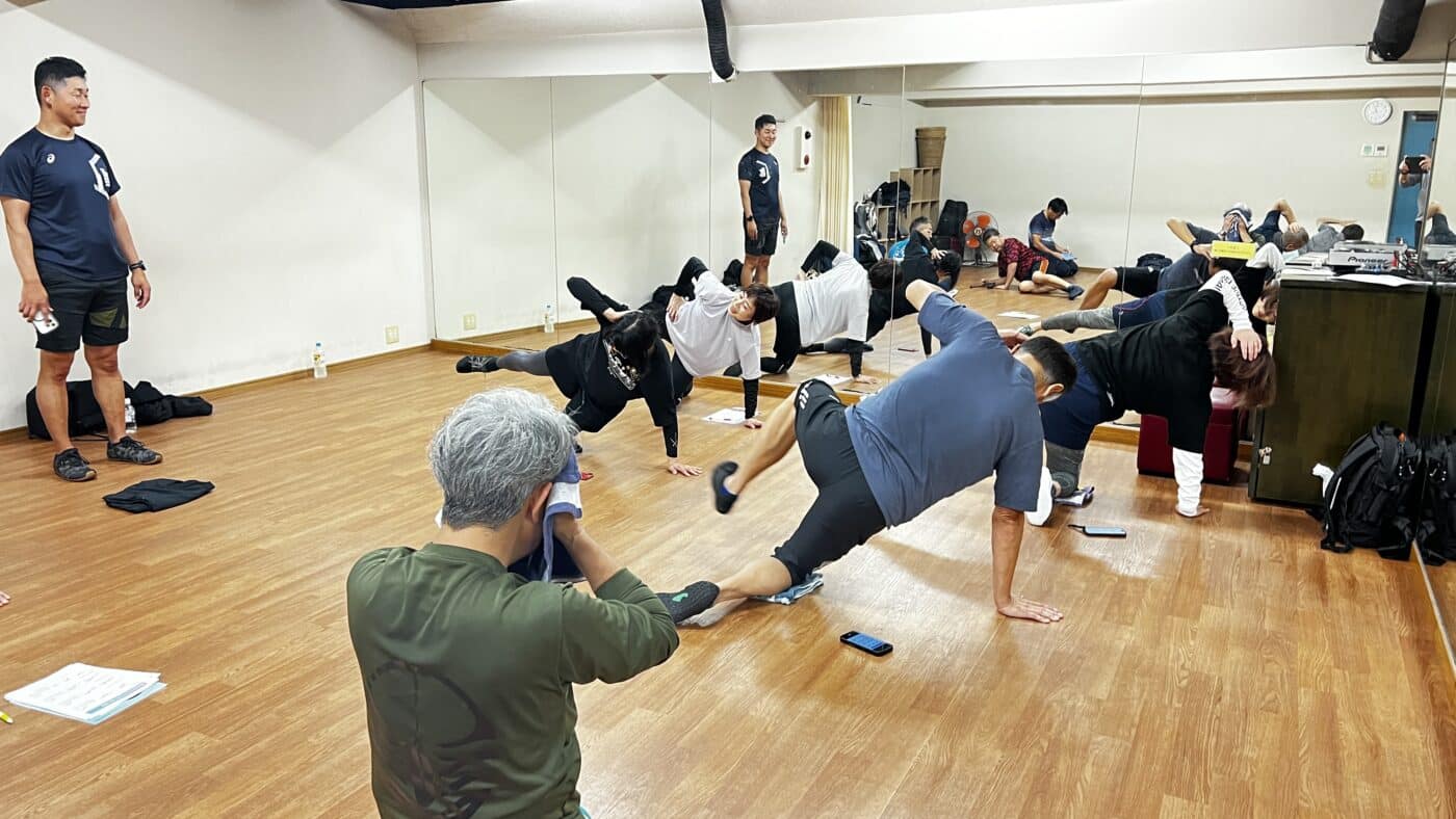 スキーオフトレワークショップ、パフォーマンス、自重エクササイズ、フォームチェック